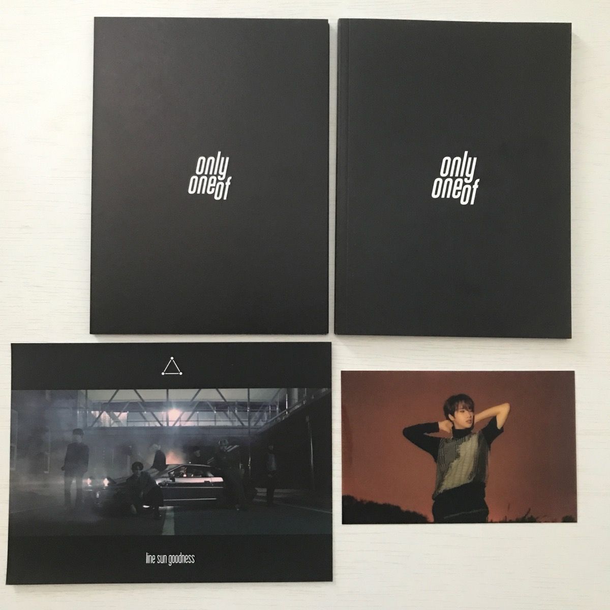 OnlyOneOf Line Sun Goodness Black Ver. OnlyOneOf line sun goodness