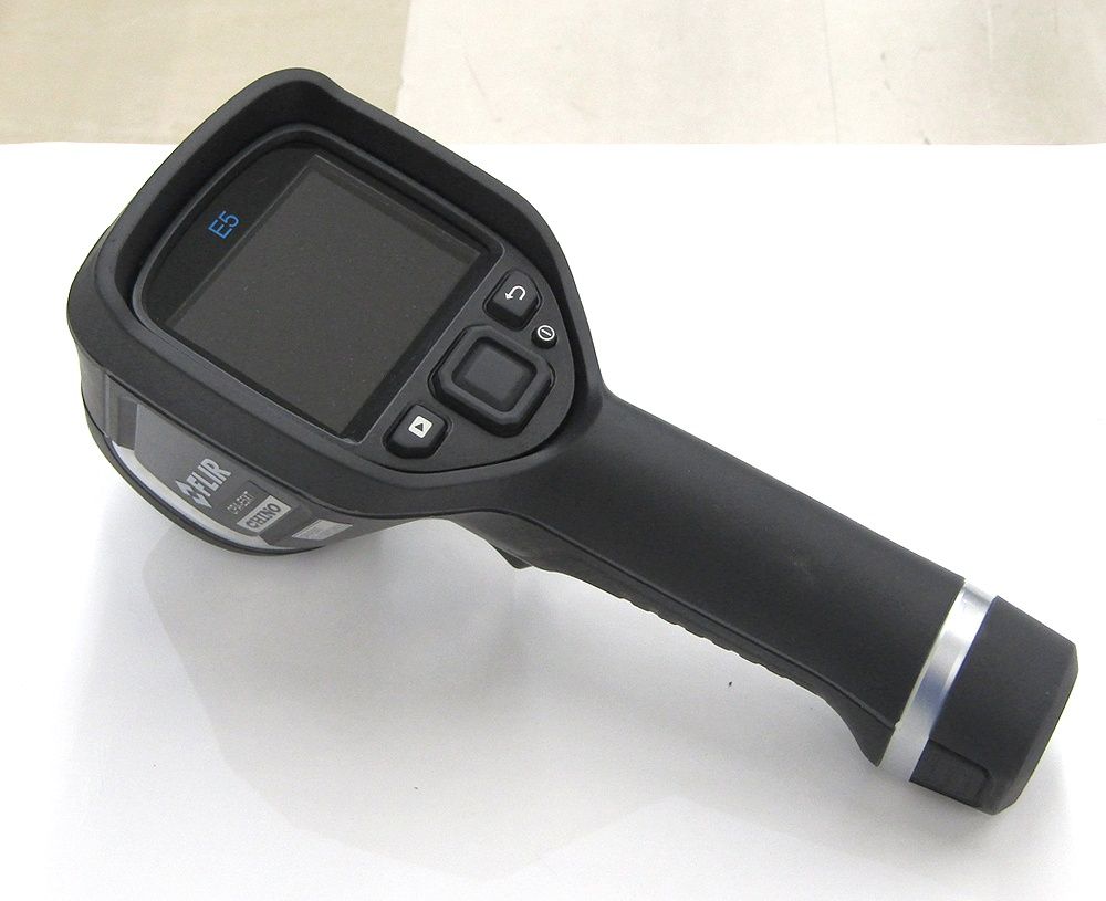 FLIR フリアー 携帯用熱画像カメラ CPA-E5XT 赤外線サーモグラフィーカメラ WiFi機能有