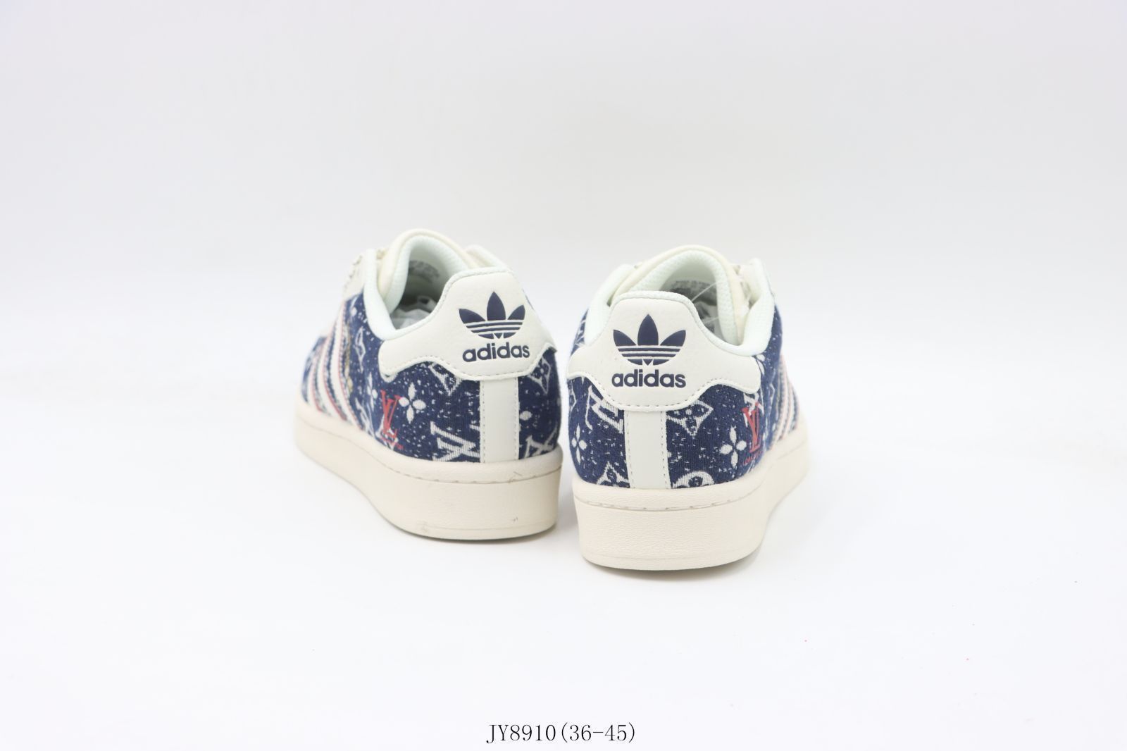 レア！ASH&DIAMONDS★Neo Juicy Bag(新品)ホワイト 今日特価】Adidas アディダス クローバーシェルトゥースケート