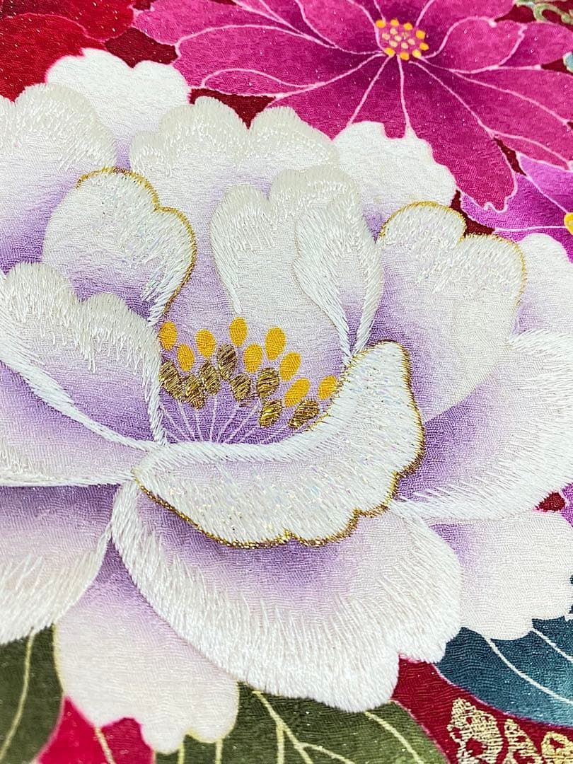 振袖 豪華 銀通し 刺繍 金彩 紋意匠 身丈170cm 身幅ゆったりめ MO2932 