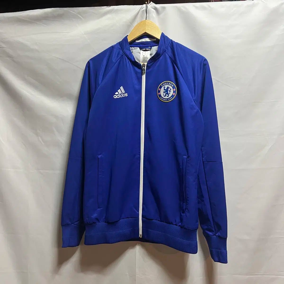 雷市場（ポンジャン）商品韓国直送】 純正品/ M adidas(アディダス) チェルシー FC トレーナー 青 ジップアップ ジャケット - メルカリ