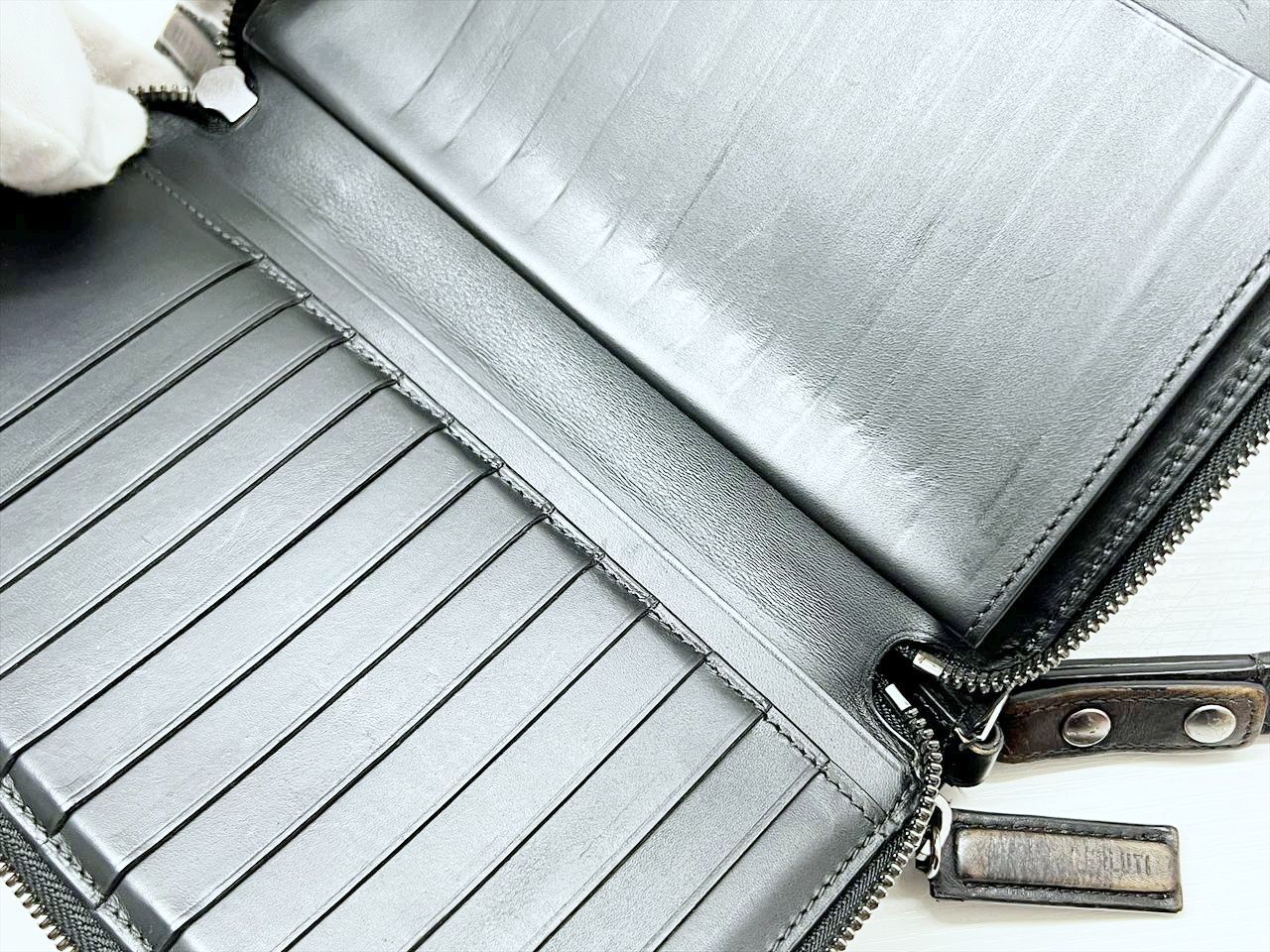 ベルルッティ カリグラフィ タリ スクリットレザー ダブルジップ