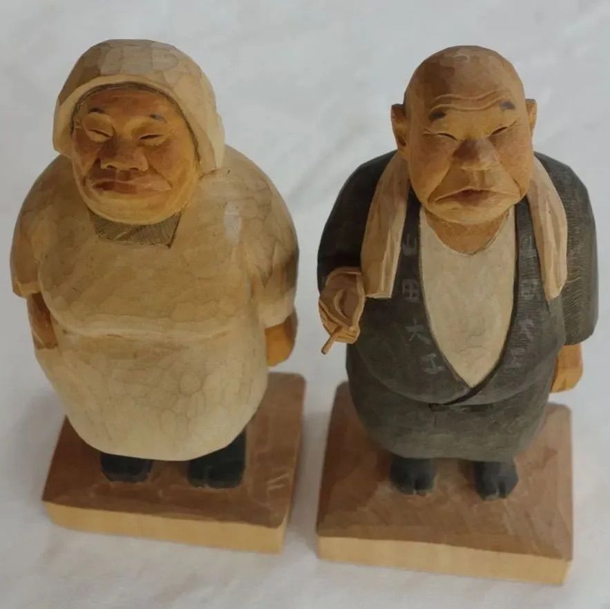 木彫り風俗人形 棟梁の夫婦（二人一組） - メルカリ