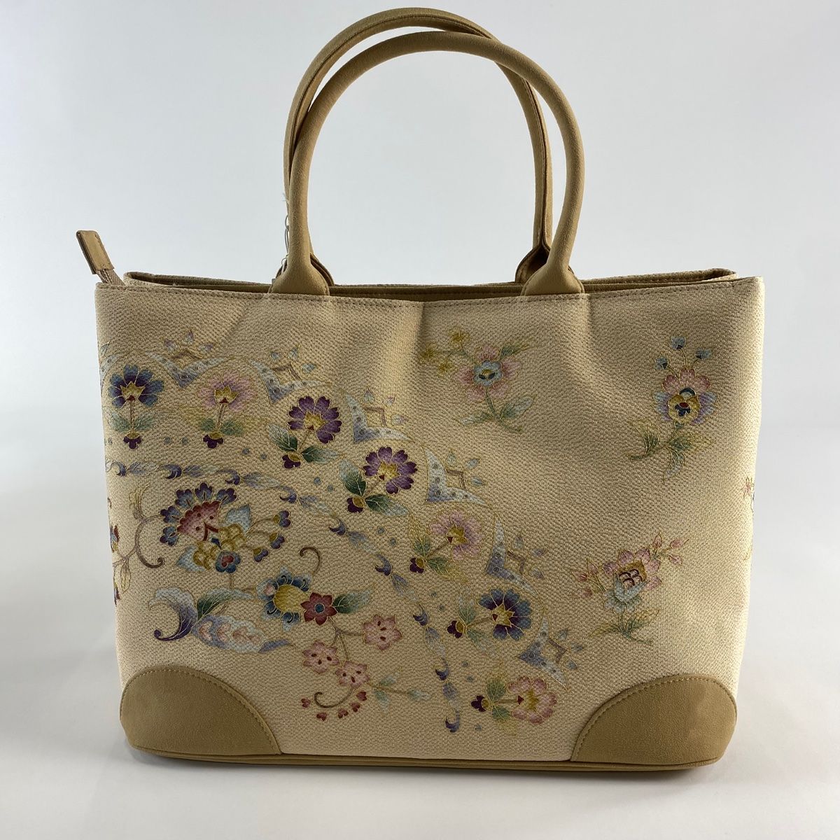 和装バッグ 美品 逸品 OKAJIMA 花唐草 金彩 縮緬 ベージュ 正絹