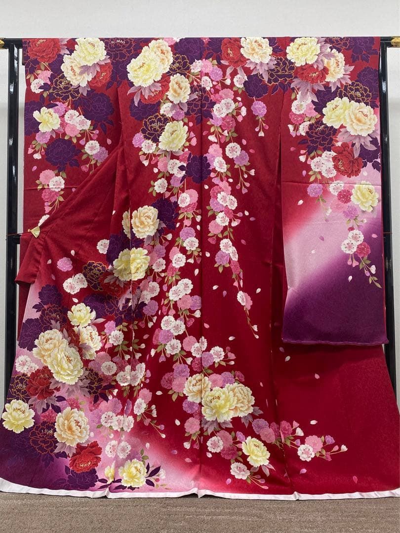 振袖 仮絵羽 京友禅 舞台衣装 金駒 金彩 牡丹 大輪 正絹 未仕立て品 八掛付 振袖 仮絵羽 京友禅 舞台衣装 金駒 金彩 牡丹 大輪 正絹 未仕立て