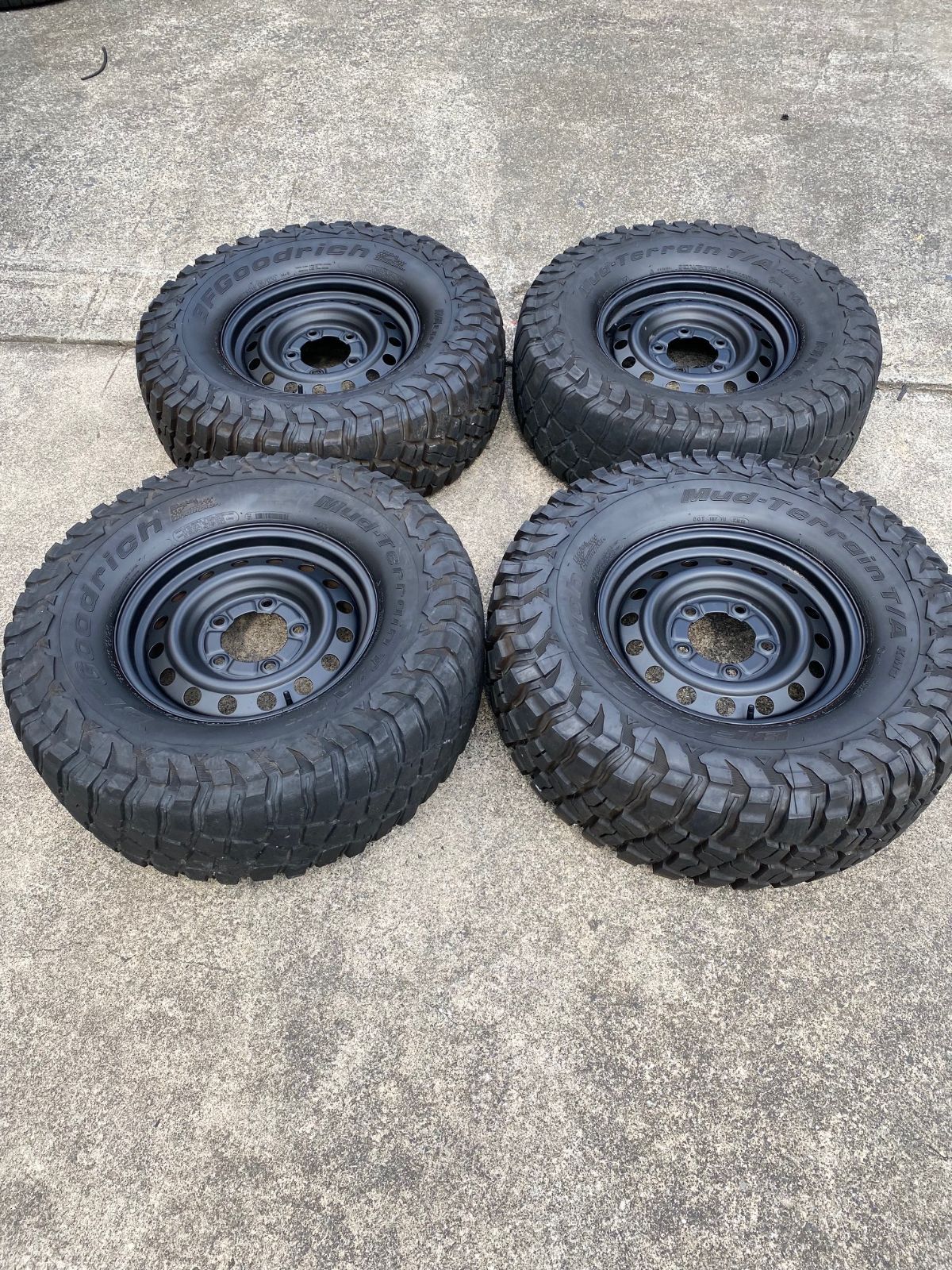 ホイール・16インチ中古100系ランクル純正アルミ4本SET J40・ご