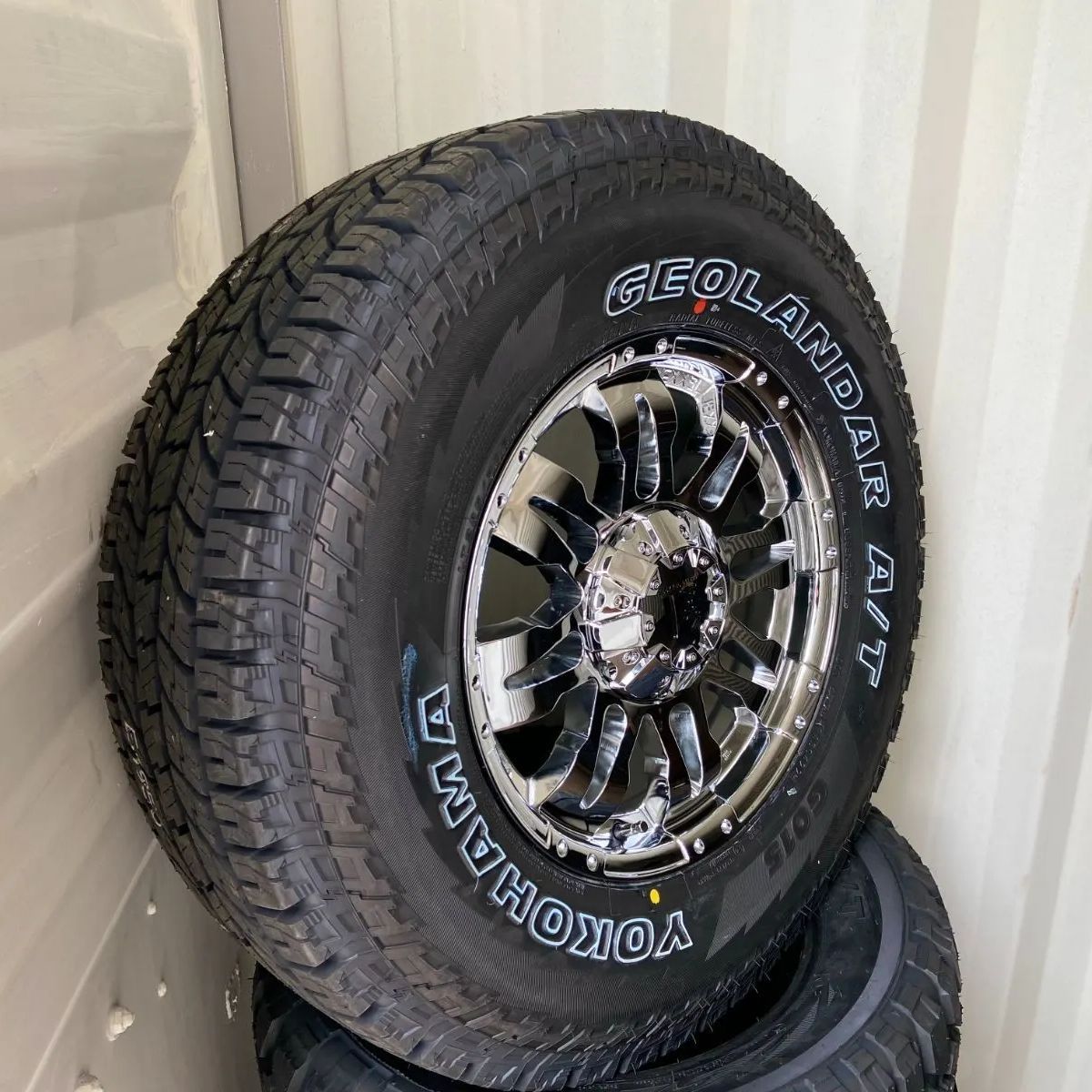 タイヤホイール4本セット ♪ 】 ハイラックス サーフ プラド FJ