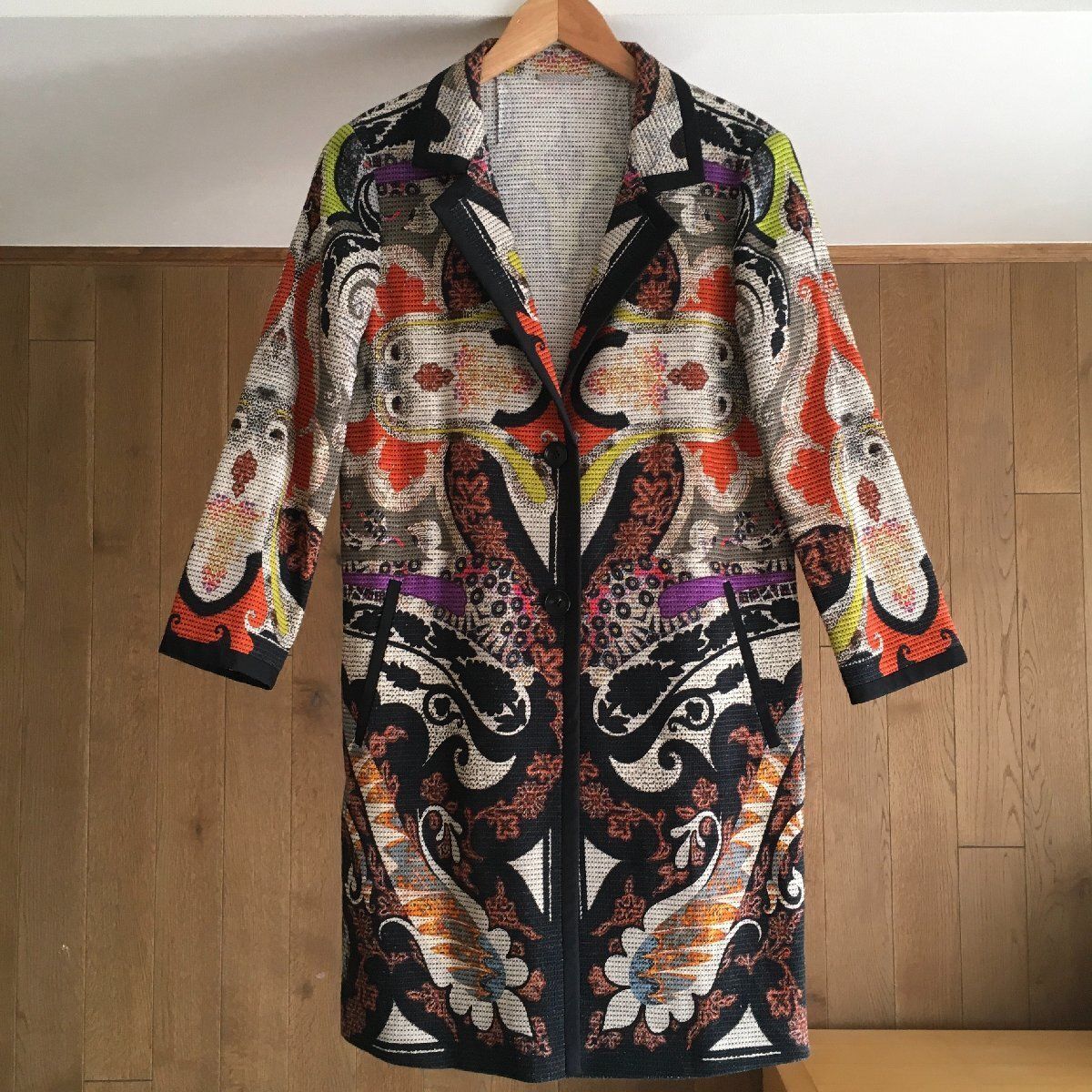 美品　エトロ　コート　40サイズ 極美品 ETROエトロ コート40 - メルカリ