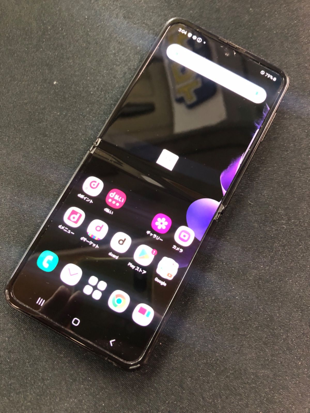 【中古品】Galaxy Z Flip3 5G docomo 128GB SC-54B クリーム
