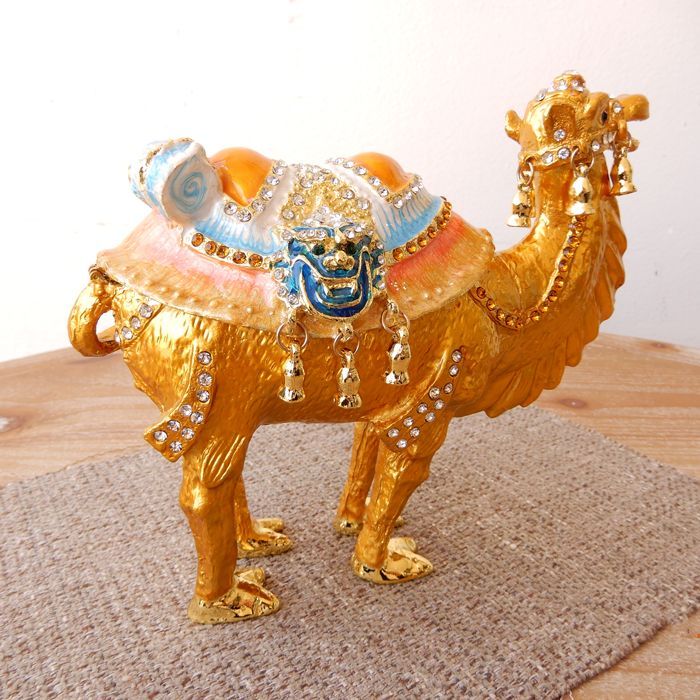 駱駝 らくだ ラクダ 獣紋 個性的 金属製 オリエンタル アジアン 高級