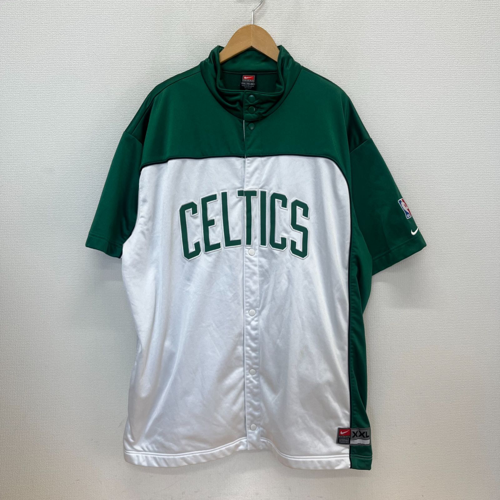 NIKE CELTICS ゲームシャツ 半袖 ハーフジップ バイカラー Tシャツ NIKE ナイキ Boston CELTICS NBA warm up shirt full button