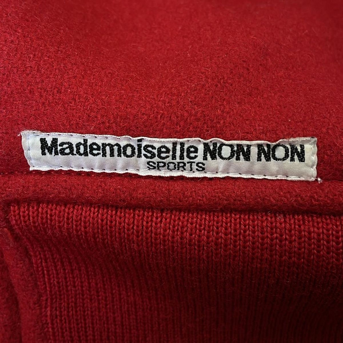 Mademoiselle NON NON(マドモアゼルノンノン) ブルゾン レディース - レッド×ブラウン 長袖/アームレザー/SPORTS/秋/冬 Mademoiselle NON NON(マドモアゼルノンノン) ブルゾン