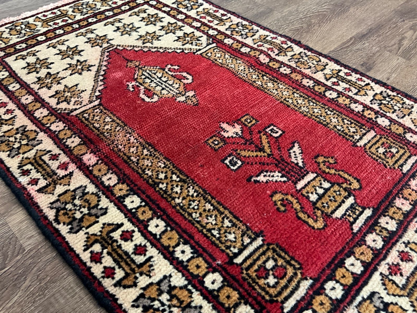 ヴィンテージラグ　トライバルラグ　パキスタン ヴィンテージラグ トライバルラグ パキスタン手織絨毯 203.5×119cm