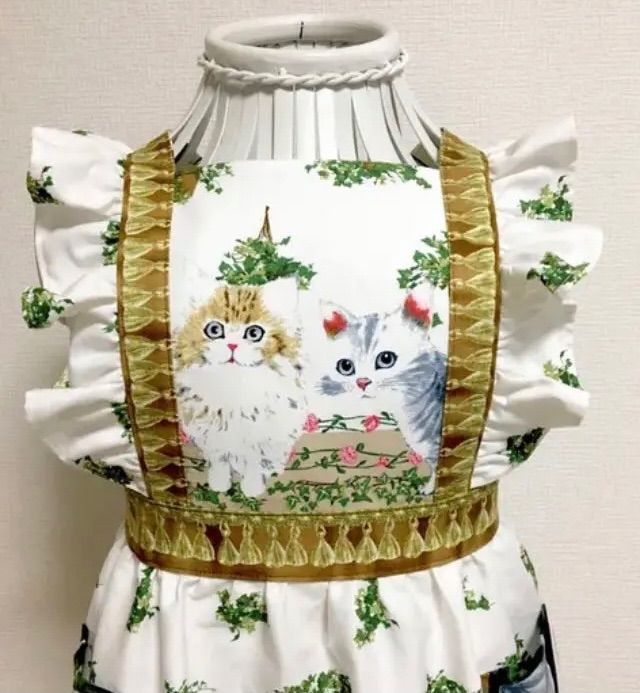 プチギフト 【ハンドメイド 】キッズサイズ ドレスエプロン ＊ピアノの