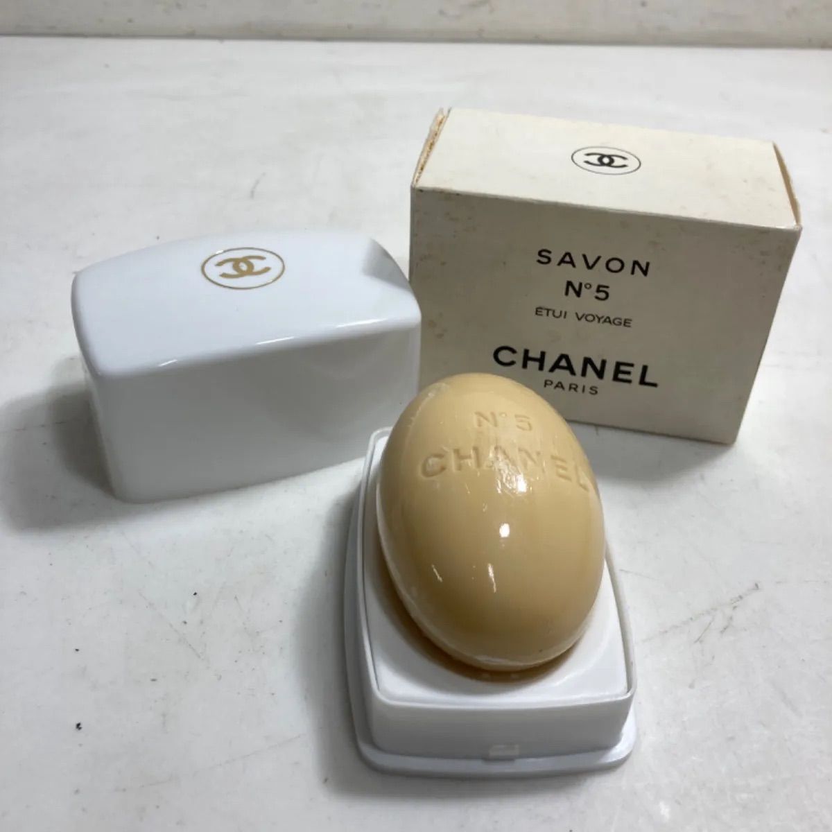 ★新品未開封！　CHANEL シャネル　No.5 サボン　石鹸　ソープ　100g 箱、ケース付き　0.18kg★