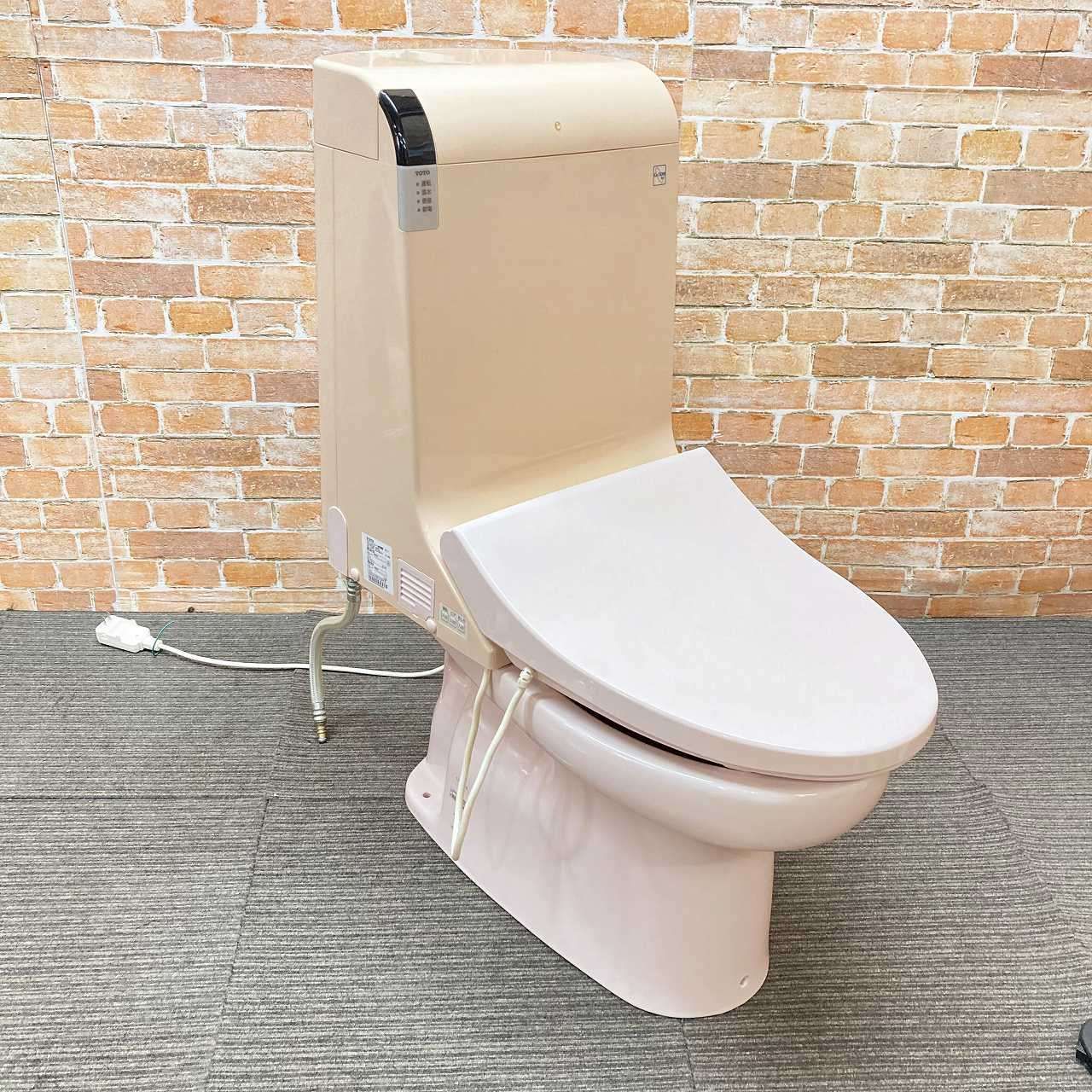 品 TOTO リモコン付 トイレ洋式便器 床下排水 CS352B 排水芯200mm とウォシュレット一体型タンク TCF9032E SR2 パステルピンク 33J091909