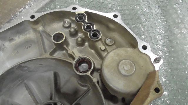 CB400SF VTEC NC41-1101xxx の エンジンカバー :#1701393842 - メルカリ