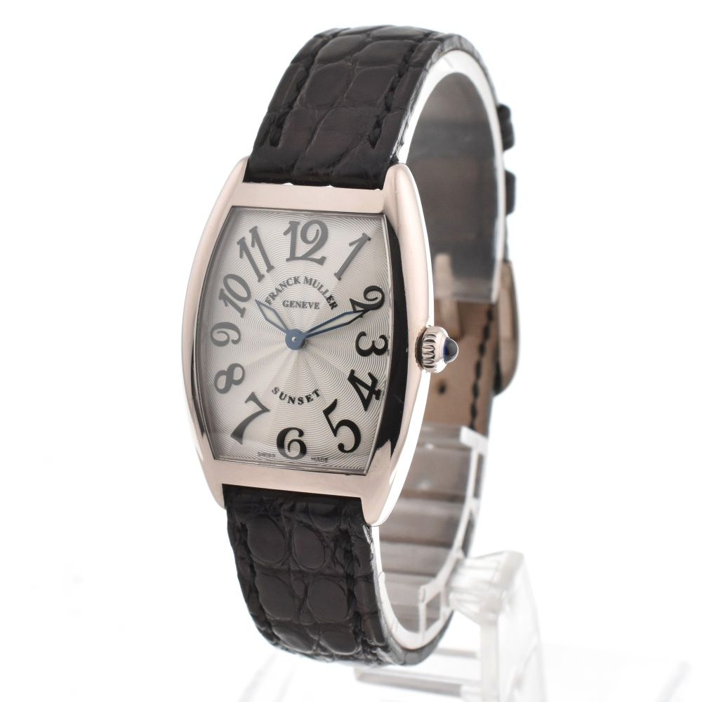 フランクミュラー FRANCK MULLER 1752QZ トノーカーベックス サンセット K18WG/レザー クォーツ レディース美品箱付き  C#132672 - メルカリ