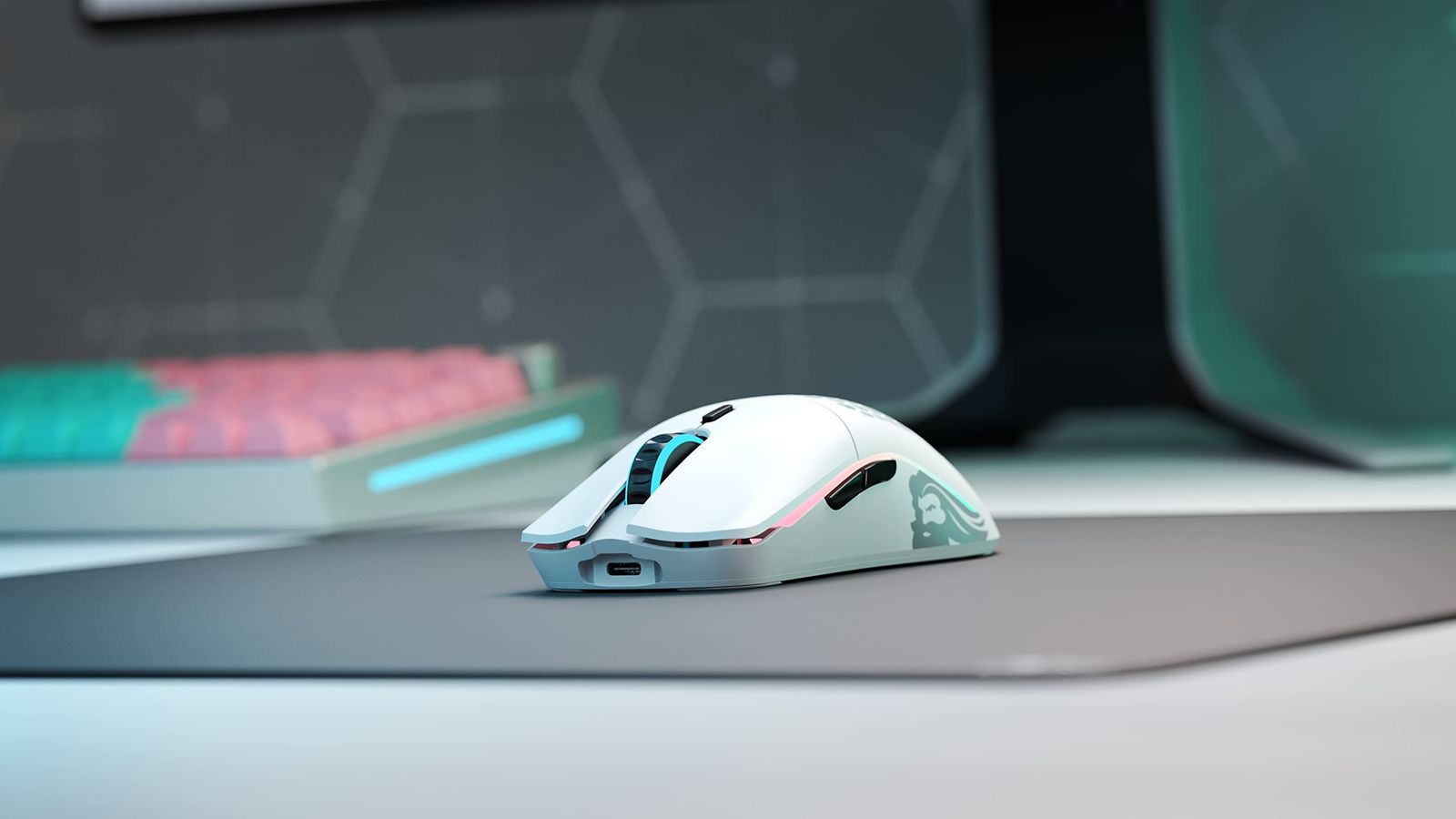 白