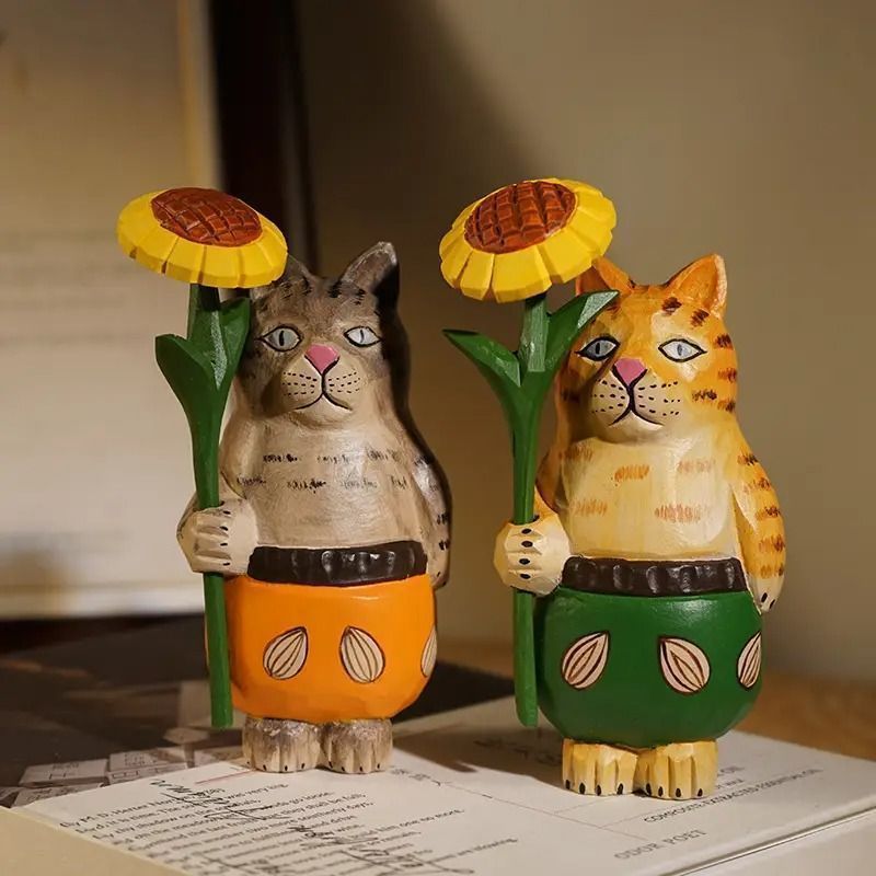 置物 装飾品 フィギュア 猫 ネコ キャット インテリア雑貨 インテリア置物 ひまわり 向日葵 木彫り 無垢材 彫刻 オブジェ オーナメント 動物 アニマル 北欧 お洒落 かわいい 癒し 玄関 オフィス 卓上 テーブル 棚 プレゼント