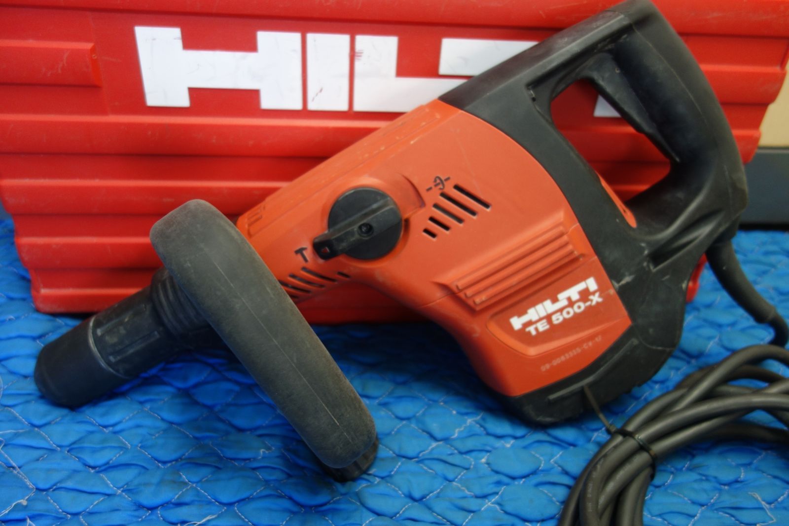 送料無料] 付属品付き☆HILTI ヒルティ 電動 ハンマー TE500-X