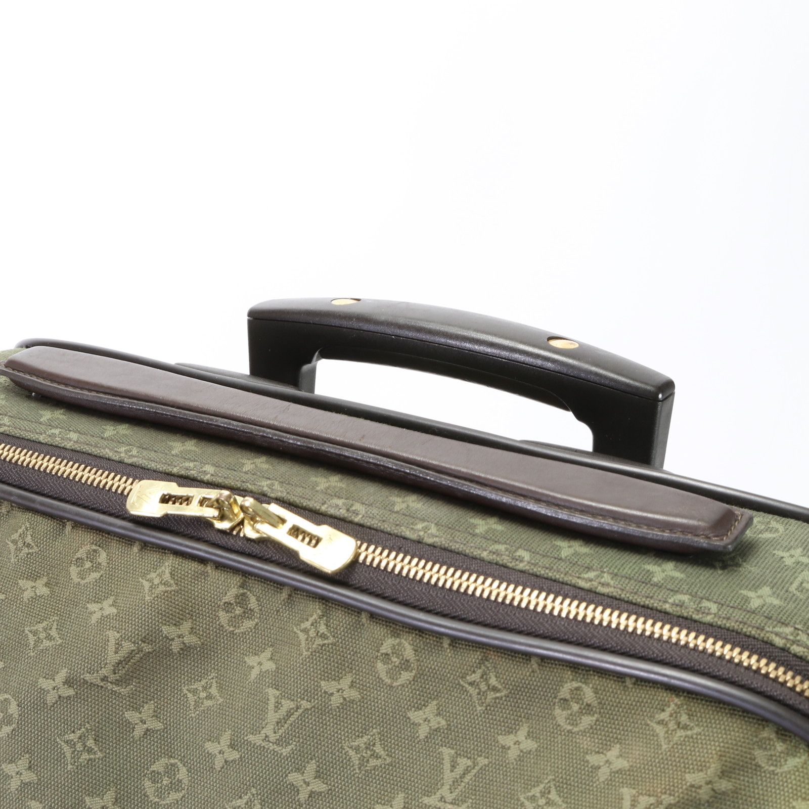 ルイヴィトン モノグラム ミニ アネット TSTカーキ M23282 スーツ