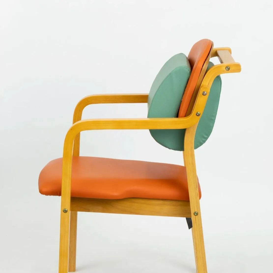 サイドクッション