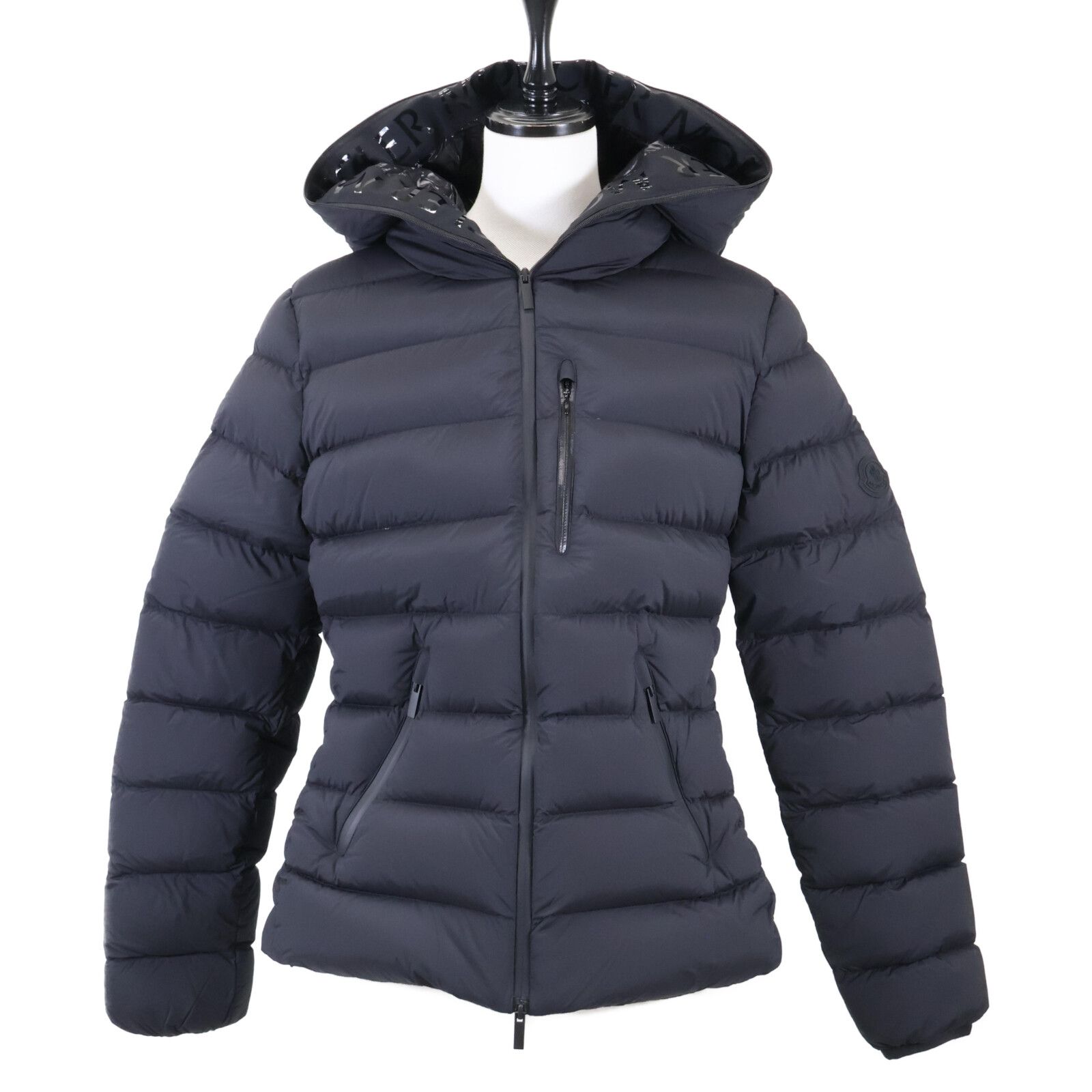 MONCLER モンクレール 【美品/国内正規】HERBE フーディ MONCLER モンクレール 【美品/国内正規】HERBE フーディ