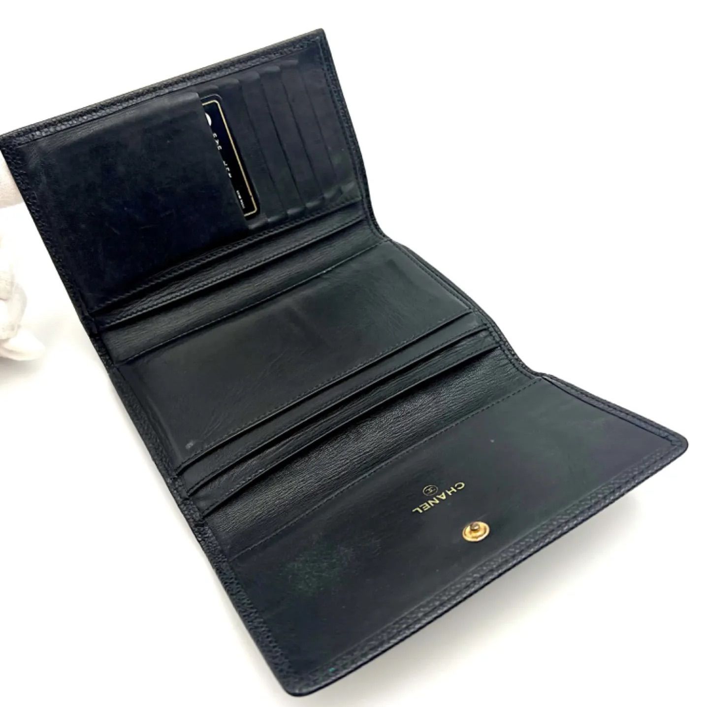 シャネル ココステッチ デカココ キャビアスキン 三つ折 財布 極美品✨】シャネル 財布 ココステッチ デカココ キャビア 三
