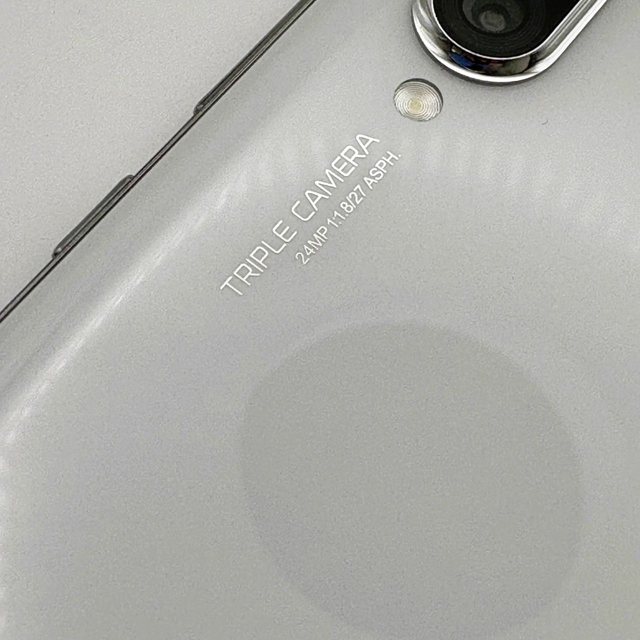 【美品】HUAWEI スマートフォン P30LITE 本体のみ　ホワイト 楽天モバイル：HUAWEI P30 lite