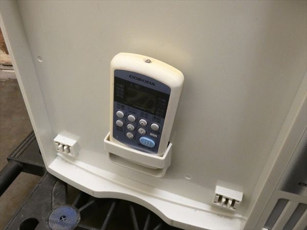 V：コロナ　窓用エアコンCW-A181E2　（リモコンあり）2014年　 : コロナ エアコンリモコン CWH : ホーム＆キッチン