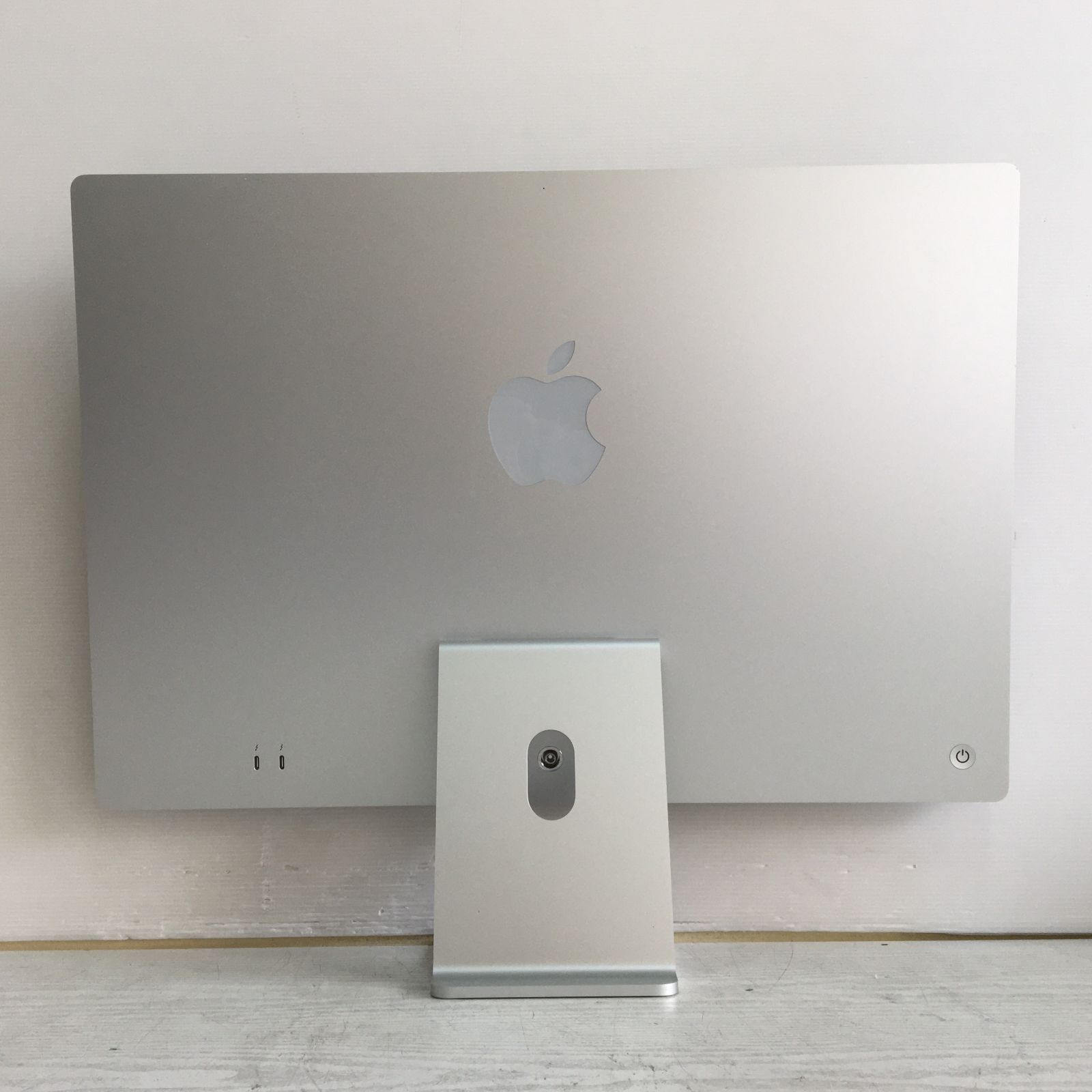 A2439 Apple