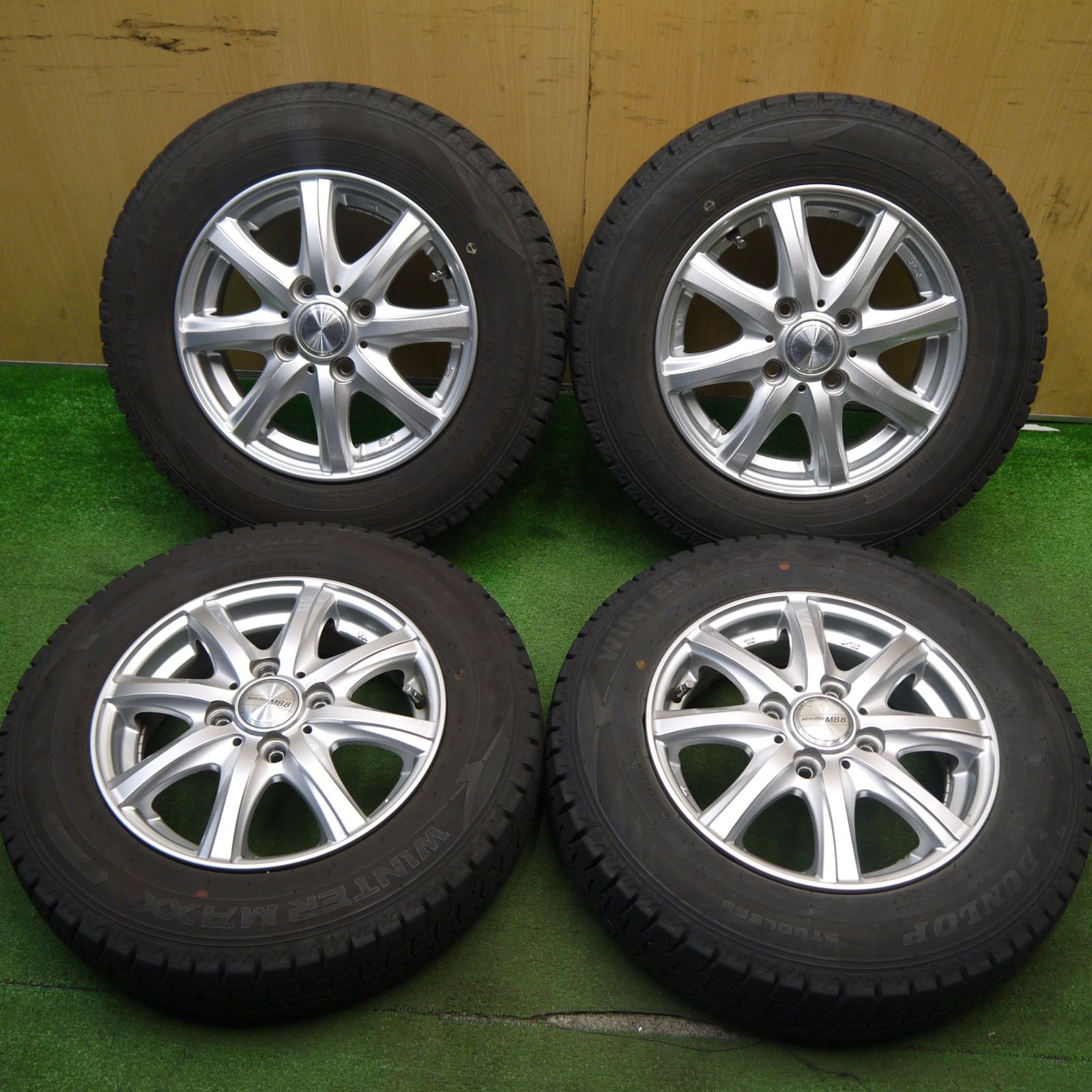 キレイ 22年 スタッドレス 145|80R13 ダンロップ ウインターマックス WM02 MACBES MB8 マクベス 13インチ PCD100|4H 5040809Hス