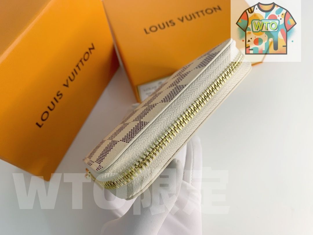 Louis Vuitton モノグラムエンボス コインケース ルイヴィトン LOUIS VUITTON コインケース 小銭入れ ファスナー