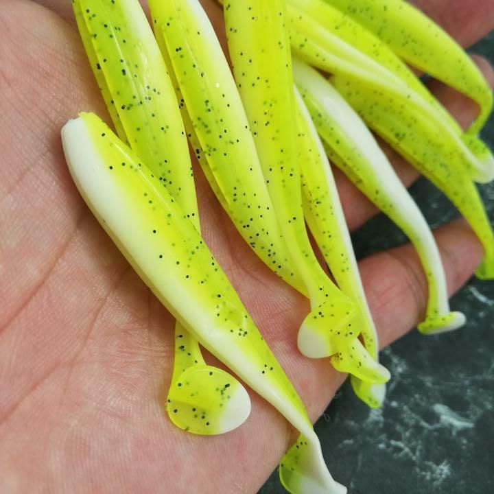 激安 10本 シャッドテールワーム 7cm 約2g 黄緑