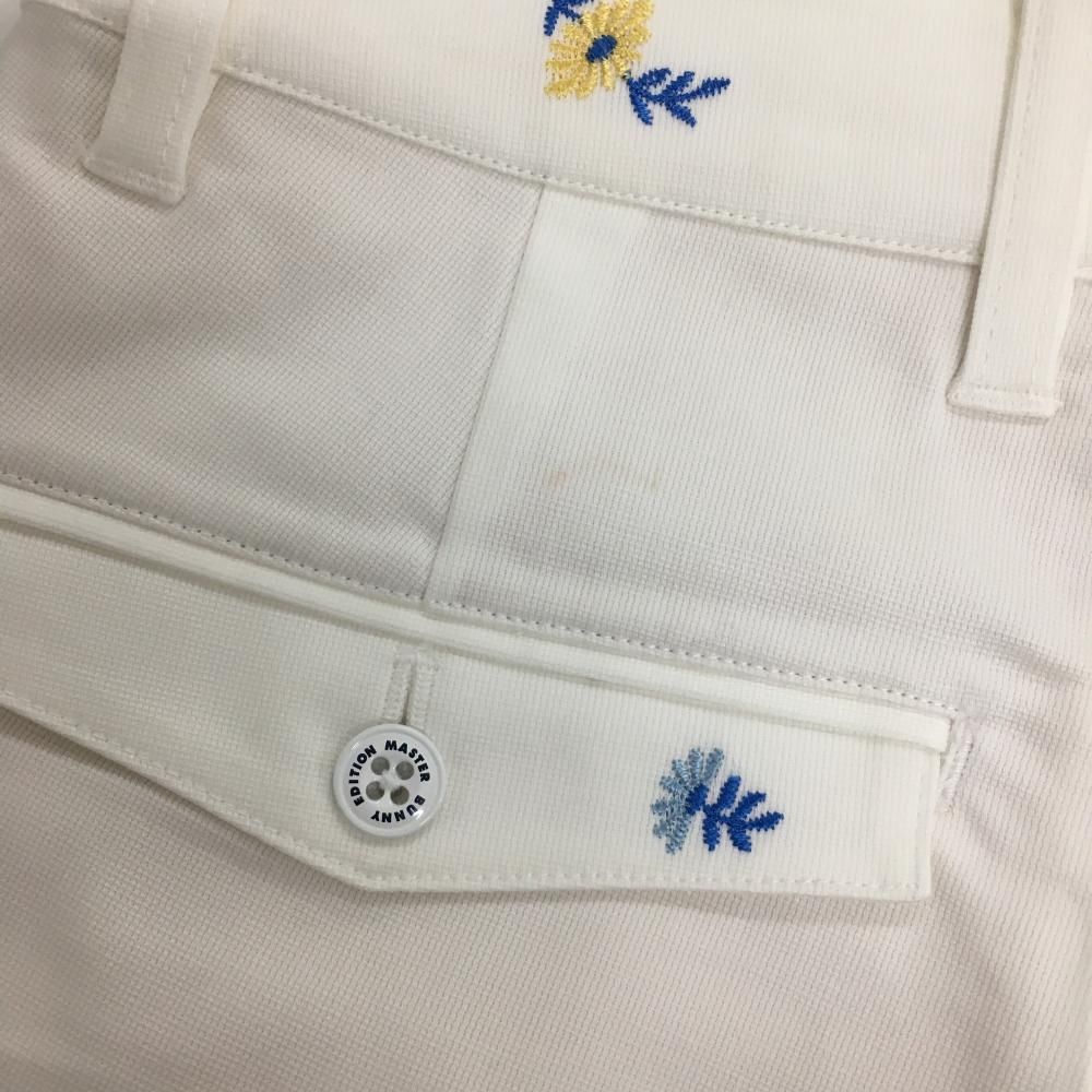 超美品】マスターバニー ショートパンツ 白×ブルー 花刺しゅう柄