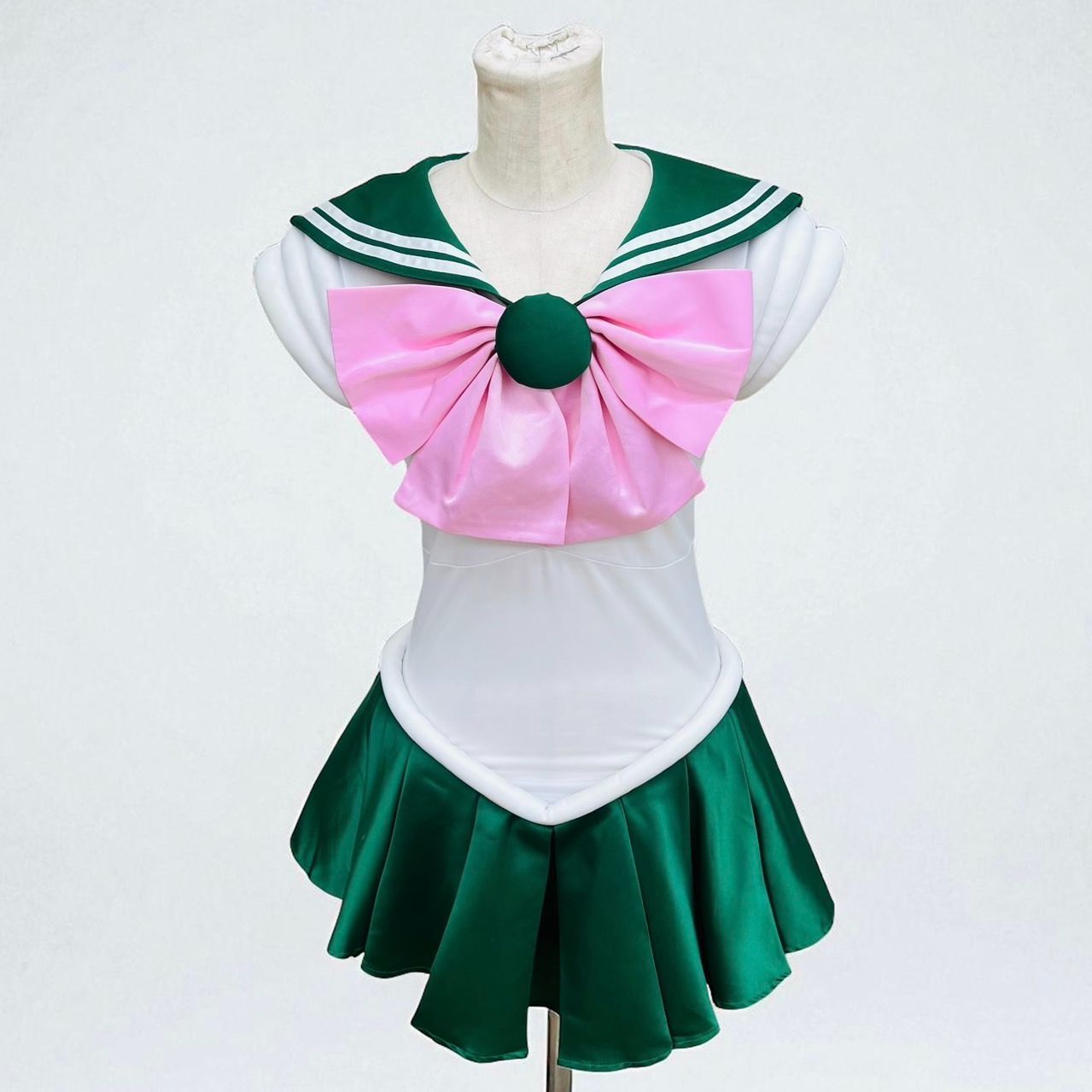 セーラジュピター　コスプレ衣装 Amazon.co.jp: [QLPLYZON] フルセット 衣装＋+髪飾り 美少女戦士