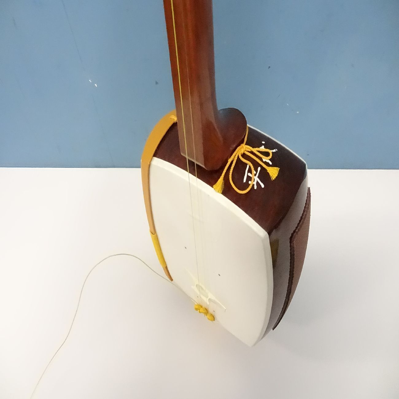 津軽三味線(ハードケース付き) （三味線 ハードケース付 撥 付属