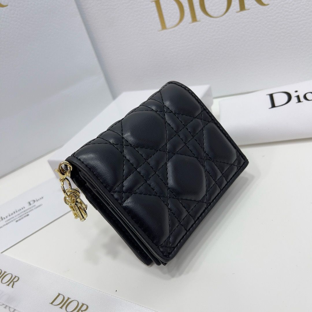 極美品☆ ♡ DIORディオール 折り財布 小銭入れ 三つ折り財布 箱付き 可愛い