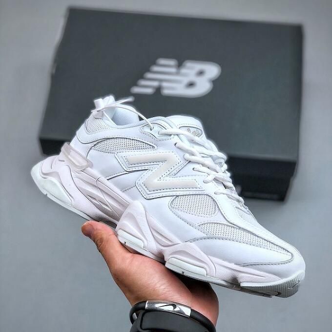 NEW BALANCE 9060 TRIPLE WHITE ニューバランス 9060 トリプル