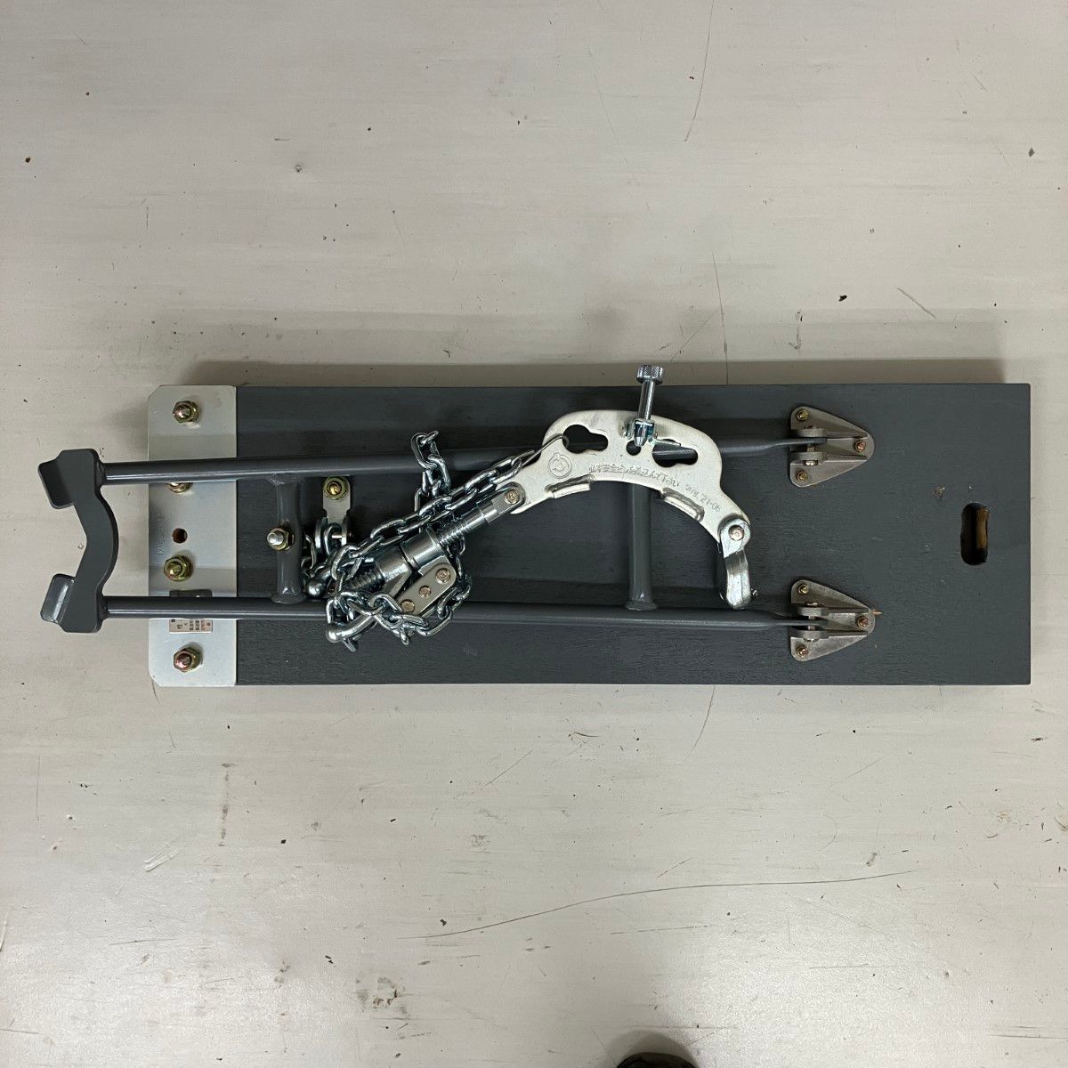 ЗЗ藤井電工 ツヨロン 700mm 柱上作業台 単板式 K-2 グレー