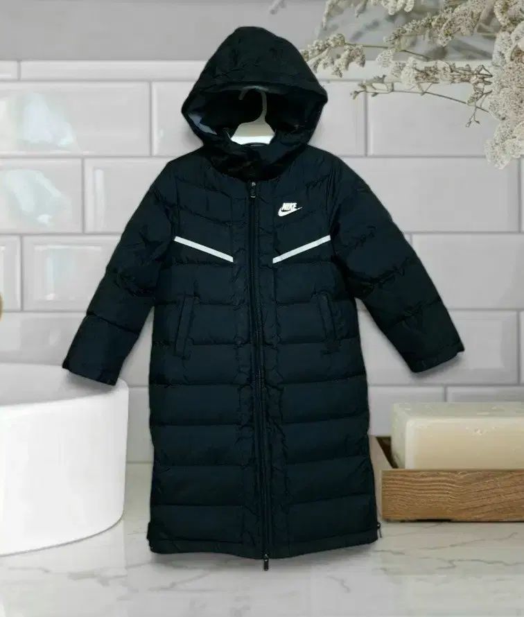 130 NIKE キッズ ダウンジャケット ロング丈 ダウン アウター ダウンジャケット ダウン アウター キッズ 男の子 ダウンジャケット