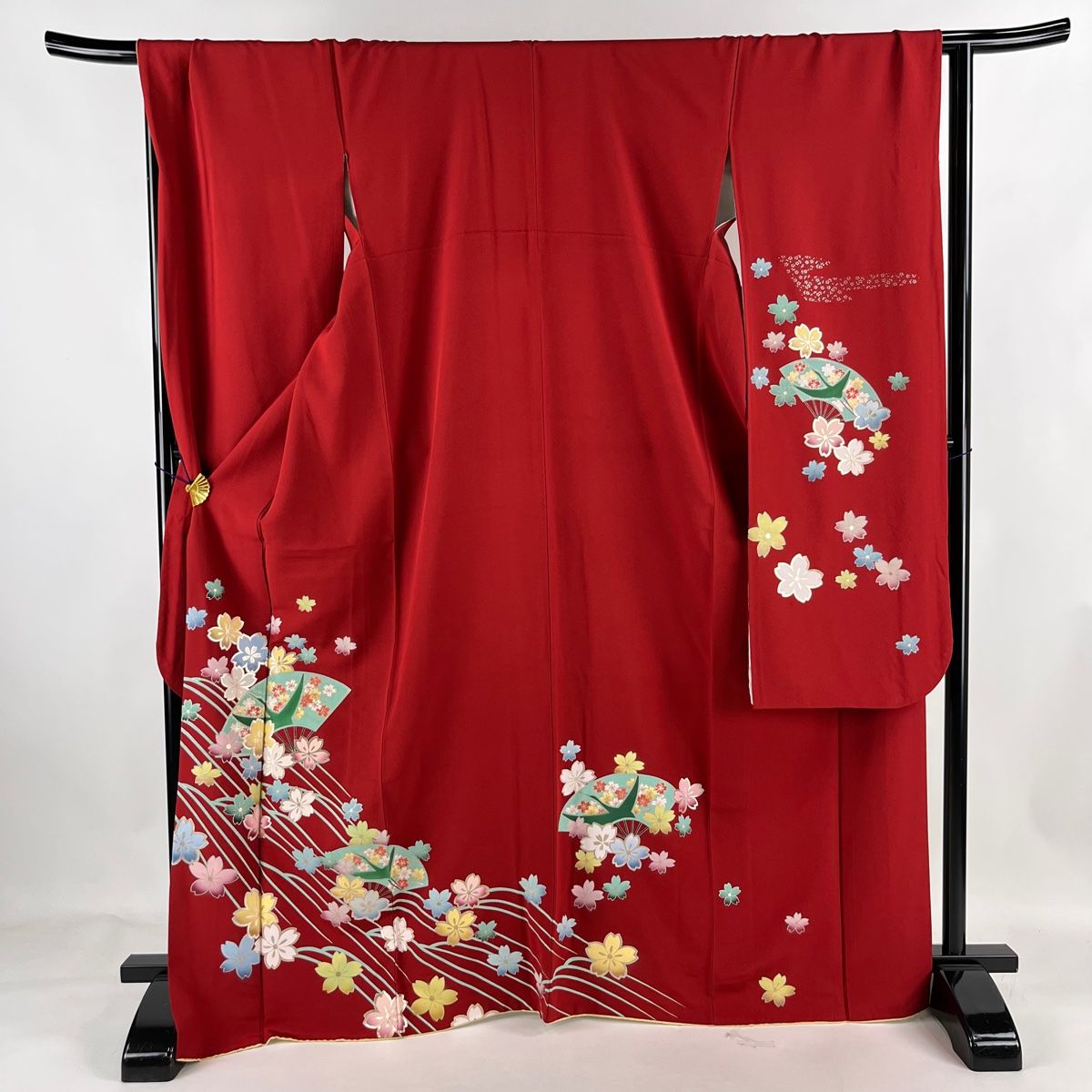 振袖 身丈166cm 裄丈68cm L 袷 桜 扇 銀彩 赤 正絹 美品 秀品 【中古