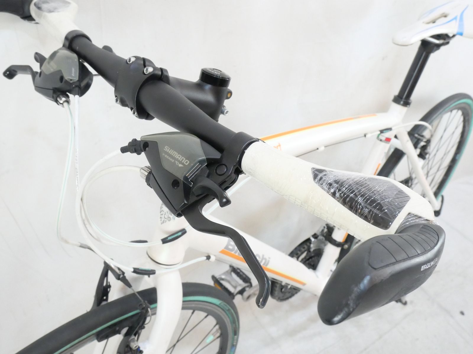 クロスバイク バイチャリ浦和ベース