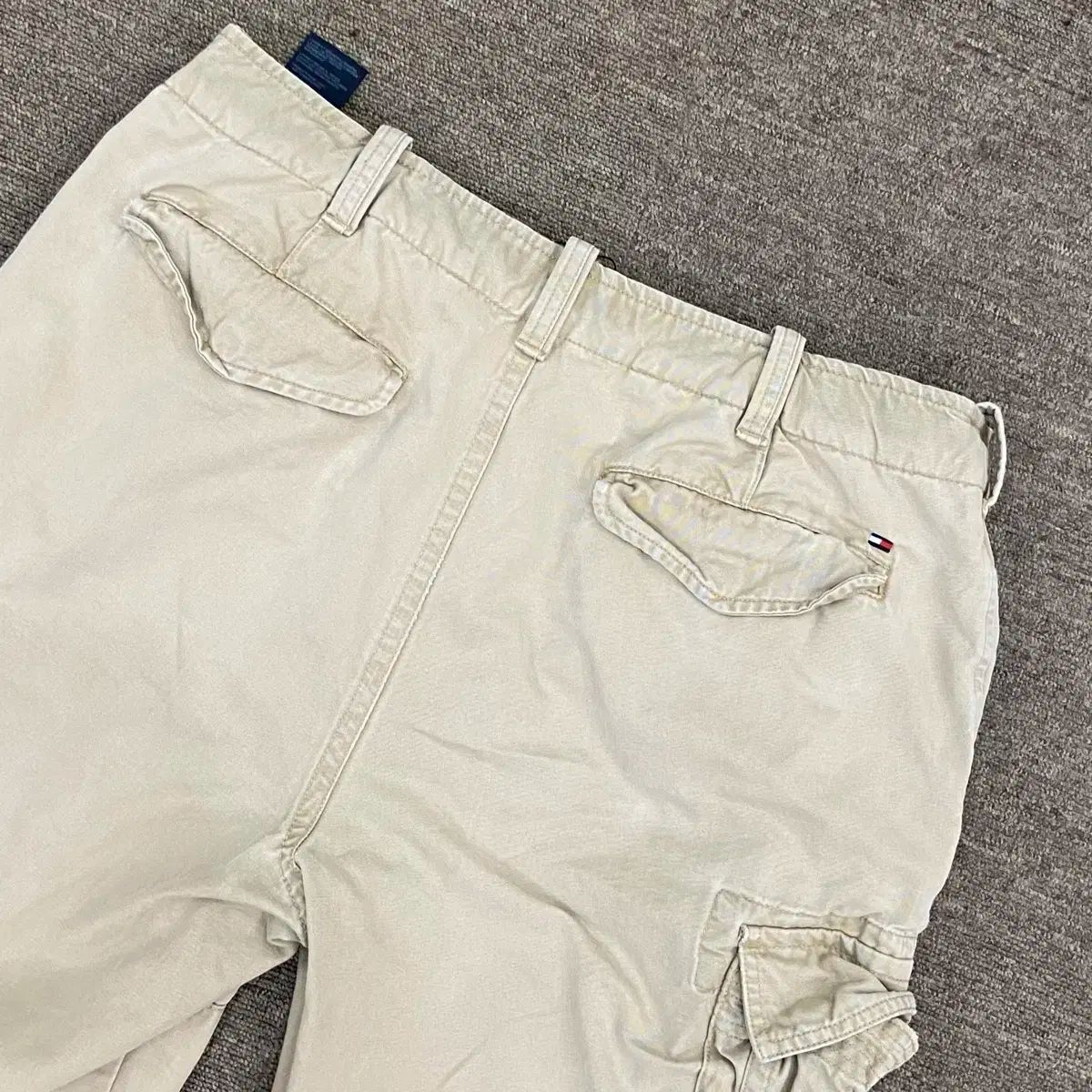 Hilfiger トミーヒルフィガー