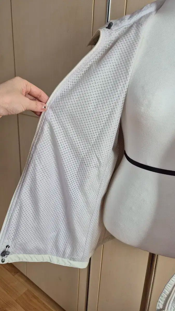  mont bell モンベル 女性用ウインドブレーカー その他 アウター