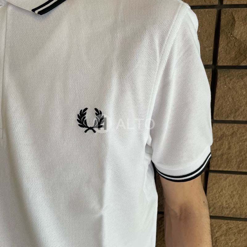 ☆2025春夏新入荷☆FRED PERRY フレッドペリー M3600 ポロシャツ 刺繍入り 半袖 ホワイト メンズ