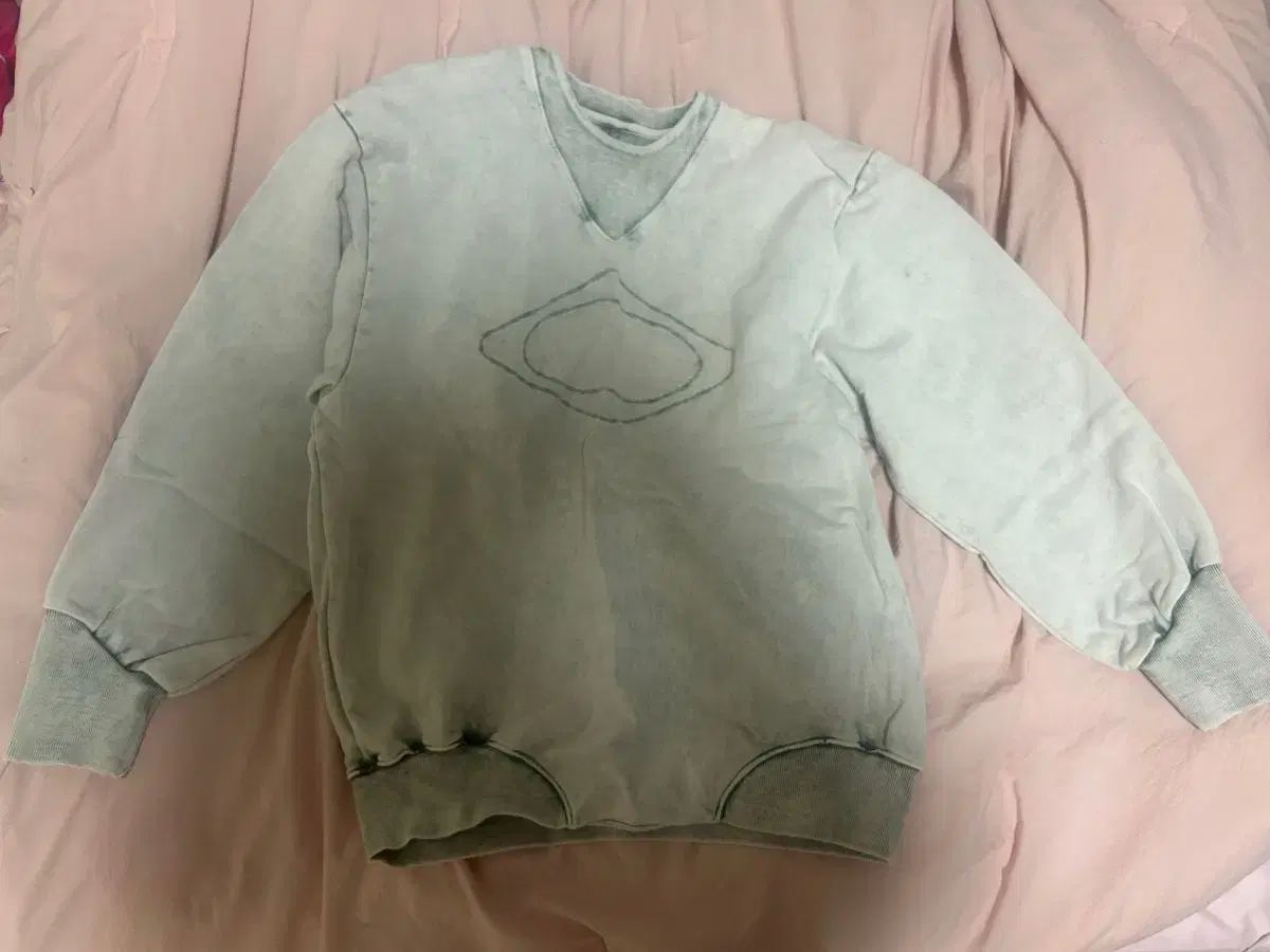 MISCHIEF ミスチーフ ガジェット クルーネック スウェットシャツ ブリーチド カーキ M WWW_SMP1DAWEKUDUS_SCH_ID