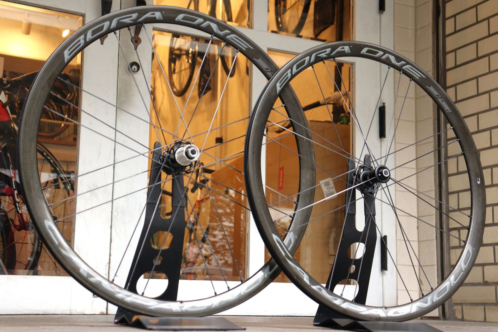 カンパニョーロ CAMPAGNOLO ボーラ ワン ディスク BORA ONE 35 DB カーボン クリンチャー ホイールセット シマノ11 12S 横浜店 BRIGHTFACE_UK