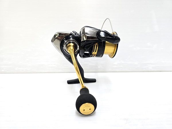 中古　美品　ダイワ　23レガリス　LT4000-CXH 中古品】 ダイワ Daiwa スピニングリール 23 レガリス LT4000